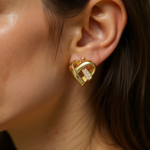 E2117 Orecchini a cuore in oro con strass di cristallo e montatura a pavé per donna, regalo romantico di gioielleria alla moda - Product Image 2