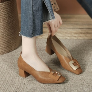 Nouvelles Chaussures à Talons Bas Confortables pour Femmes, Modèle Slip-On, avec Semelle Intérieure Carrée en PU, Idéales Printemps, Été et Automne - Product Image 4