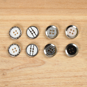 Pelek logam tembaga emas perak 18L 11.5mm <span class=keywords><strong>2</strong></span> lubang 4 lubang kancing resin putih mutiara bulat untuk kemeja - Product Image 3