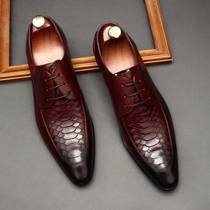 Zapatos de Cuero Genuino con Cordones y Punta Redonda para Otoño/Invierno, con Diseño de Puntos, Antideslizantes y Ligeros, para Vestir Formal de Negocios, para Hombre - Product Image 1