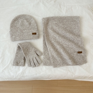 Set Tre Pezzi da <span class=keywords><strong>Donna</strong></span>: <span class=keywords><strong>Sciarpa</strong></span> Lavorata a Maglia Tinta Unita, Cappello <span class=keywords><strong>e</strong></span> <span class=keywords><strong>Guanti</strong></span>, Stile Coreano Versatile, Spesso <span class=keywords><strong>e</strong></span> Caldo per Autunno <span class=keywords><strong>e</strong></span> Inverno - Product Image 5