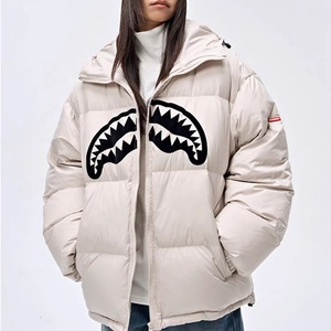 Blouson matelassé pour femme avec capuche graphique - Manteau d'hiver unisexe à motif bouche de requin, veste courte chaude style streetwear - Product Image 3