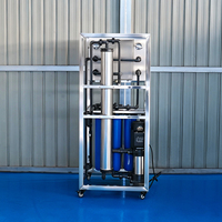 Système de traitement d'eau potable par osmose inverse 250 l/h, filtre à sable, équipement de filtration d'eau pure, prix compétitif