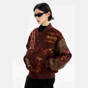 Veste universitaire en <span class=keywords><strong>cuir</strong></span> personnalisée avec manches en <span class=keywords><strong>cuir</strong></span>, broderie chenille, patchs logo vintage, style baseball, en laine, vente en gros - Product Image 4