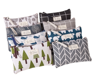 Bolsa de Maquillaje Multifuncional Impermeable de Lona de Algodón Natural Estilo Nacional con Cierre, Modelo LHZ035 - Product Image 1