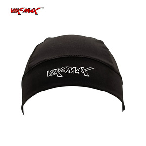 Casque de hockey haute performance avec technologie avancée d'absorption de la transpiration pour un confort maximal pendant les matchs intenses - Product Image 4