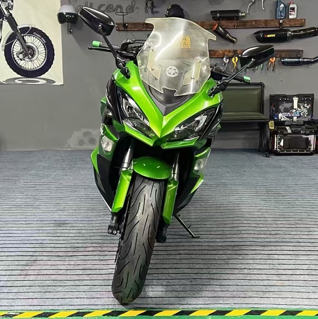 Kawasaki Z1000 Racing Motorcycle Used Second-Hand Italian Max Speed 299km/h