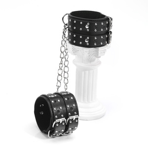 Juego de <span class=keywords><strong>esposas</strong></span> de cuero suave con esponja, <span class=keywords><strong>esposas</strong></span> para tobillos y collar, juguetes sexuales para parejas, lencería erótica para mujer - Product Image 1