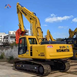 Mini-excavatrice Komatsu d'occasion de 20 tonnes, d'origine japonaise, bien entretenue, en bon état, modèle Komatsu PC200-6 - Product Image 1