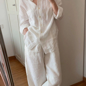 Completo da donna primaverile 2026 nuovo <span class=keywords><strong>in</strong></span> <span class=keywords><strong>misto</strong></span> <span class=keywords><strong>lino</strong></span> bianco: camicia e <span class=keywords><strong>pantaloni</strong></span> dal taglio ampio, elegante e casual, due pezzi - Product Image 1