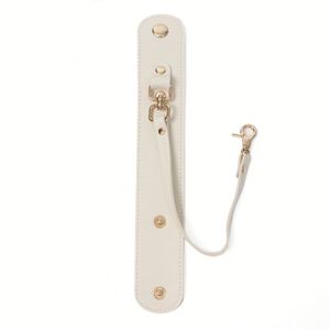 Support de serviette en cuir PU personnalisable et réglable avec fermoir doré – Vente en gros – Porte-mouchoir tendance - Product Image 2