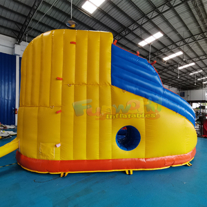 Castillo inflable para niños con tobogán acuático, piscina de chapoteo y cañón de agua. - Product Image 5