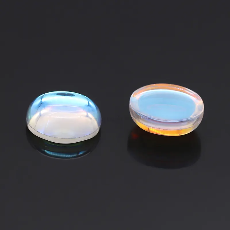 Wuzhou Gems Sintético Arco Iris Luna Piedra Cristal Tamaños personalizados Color azul Piedra lunar sintética Cabujón