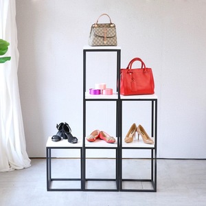 Negozio <span class=keywords><strong>di</strong></span> <span class=keywords><strong>costumi</strong></span> decorazione della finestra puntelli display rack negozio <span class=keywords><strong>di</strong></span> abbigliamento delle donne creative isola <span class=keywords><strong>di</strong></span> acqua da tavolo - Product Image 4