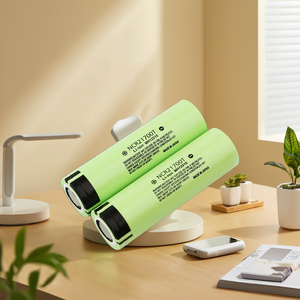 <span class=keywords><strong>Batterie</strong></span> 21700 Batteries lithium-ion INR21700 21700T 4800mah 3.7V 15a 40A pour les packs de batteries de stockage d'énergie - Product Image 2