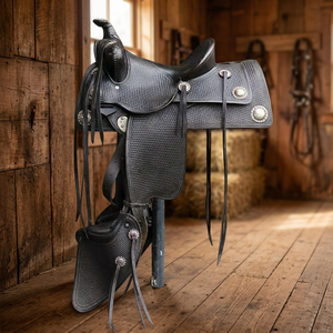 Silla de Montar Inglesa de Cuero Genuino de Animales Reales de Color Negro con Madera Sostenible para Carreras de Caballos, para Adultos, Venta al por Mayor - Product Image 1