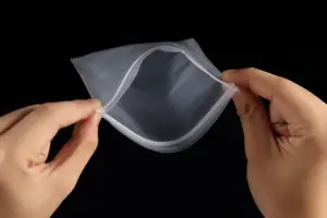 Polythene Custom Print Ldpe Emballages Plastique Clear Resealable Pe Grip Seal Plastic Zip Lock Poly Zipper Packaging Bags