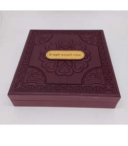 Ensemble de Padukas en Acier Inoxydable Fait Main, Idole Sacré de la Trace du Pied Divin pour les Rituels et Cérémonies des Temples Hindous - Product Image 6