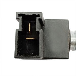 Interrupteur de feu stop OE 93810-3K000 pour Hyundai Tucson Sonata Elantra <span class=keywords><strong>Accent</strong></span> 2008-2010 Genesis Coupe 2011 FST-HY-<span class=keywords><strong>2020</strong></span> - Product Image 3