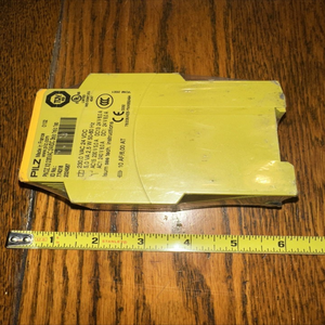 Nouveau Relais de Sécurité Autonome PLC X3 Authentique pour Environnements Industriels Dangereux et Anti-Poussière 120VAC, 24VDC Produit d'Automatisation Industrielle * Grandes Économies - Product Image 1