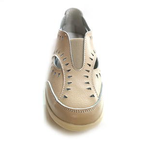 2020 verano comodidad de moda asiática de gran tamaño mamá mujer damas plana anti-slip sandalias - Product Image 4