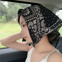 Leuke nieuwe stijl zachte bloemenkatoenen vierkante bandana creatieve multifunctionele hoofddoek voor dagelijkse outfits Vibe Photography Wedding