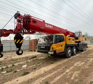 Grue sur chenilles originale Sany STC550 55 tonnes d'occasion en bon état Vente Moteur robuste neuf de bonne qualité - Product Image 1