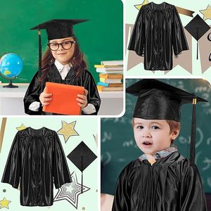 Gorro de Graduación de Poliéster OEM para Jardín de Niños, Varios Colores, Conjunto de Túnica de Graduación para Ceremonia Infantil - Product Image 2