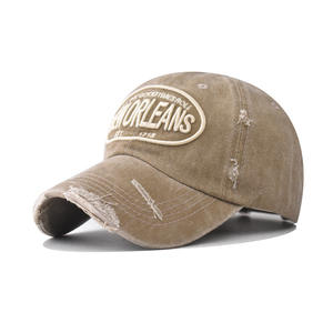 Vente en gros de casquettes de baseball en coton de style extérieur délavé avec broderie de grandes lettres anglaises unisexes - Product Image 4