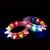 Nouveauté Bracelet LED 8 points lumineux en PVC, clignotant, accessoires de costume pour Halloween, mascarade, soirée dansante