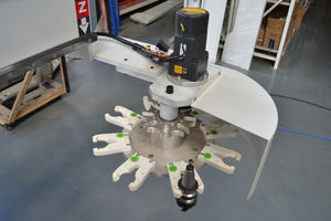 Nouvelle Innovation SIGN CNC A6 Series 1325 1530 2030 Machine de routeur de changeur d'outils automatique avec scie à prix favorable - Product Image 4