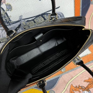 Luxury Brand Men's Crocodile Genuine Leather Durable High Quality Zipper Closure Soft <b>Bag</b> <b>Laptop</b> Business Large Capacity - Product Image 4