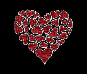 Fabrication fournisseur de nombreux mini strass coeur hot-fix transfert de chaleur motif coeur bling transferts thermocollants