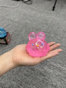 Jouet Squishy Lapin Maltose Scintillant Doux et Mignon à Remontée Lente, Anti-Stress et Apaisant, Jouet Sensoriel Fidget – Entrepôt USA - Product Image 4