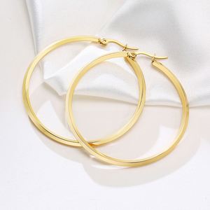 Boucles d'oreilles créoles géométriques minimalistes tendance 2023, plaquées or 18 carats, bijoux imperméables - Product Image 1