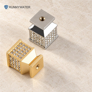 Wholesale Luxury Gold Pull <strong>Knobs</strong> Zinc Alloy Metal Crystal <strong>Door</strong> Handle For Kitchen Cabinets VT-01.232 - Product Image 1