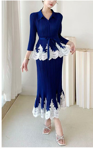 Conjunto de Falda y Top Casual para Mujer, Estilo Coreano, con Parches de Encaje Sólido, Plisado, Corte Regular, Ecológico, Disponible en Línea - Product Image 6