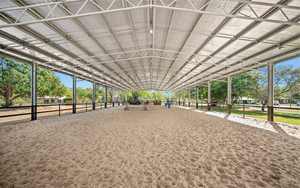 Cina Indoor Dressage Arena per la formazione di giovani cavalli che forniscono uno spazio di equitazione sicuro per gli amici dei bambini edifici classificati come ciclone - Product Image 2