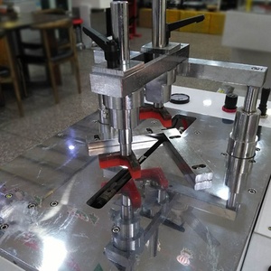 स्वचालित सीएनसी नेलिंग मशीन v नेल फोटो फ्रेम पिन बनाने मशीन फोटो फ्रेम संयुक्त मशीन - Product Image 6