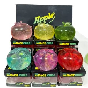 Jouet Squishy Pomme Schylling Needoh, Jouet Fruit Rempli de Maltose à Rebond Lent, Jouet Anti-Stress Fidget - Product Image 1