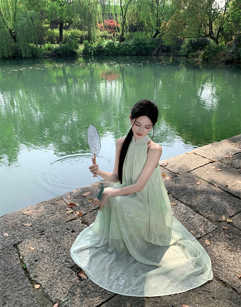 Chinese Style Dress - Improved Loose Fitting Sleeveless Skirt Chinese Style Dress - Improved Loose Fitting Sleeveless Skirt