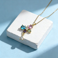 Collier Papillon Coloré en Zircon Tendance avec Pendentif Gland, Chaîne en Cuivre Style Forêt Douce, Bijou Unisexe