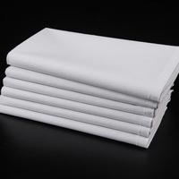 Serviettes en polyester, sets de table et lingettes buccales disponibles pour la vente en gros transfrontalière, personnalisables et brodables