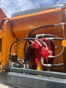 Excavatrice sur pneus Hyundai R210W-9 d'occasion, importée du Japon, 20 tonnes, modèle 2019, moteur à faible kilométrage, excellentes performances, 12 - Product Image 6