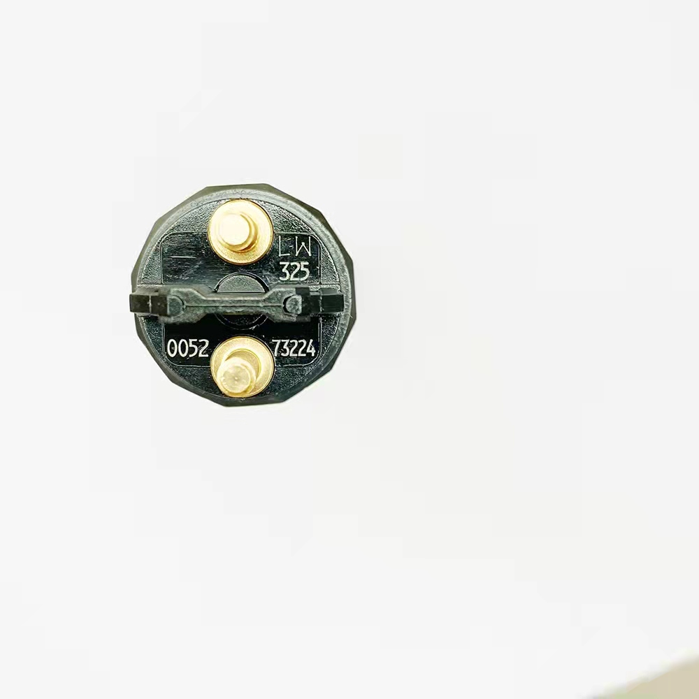 common rail injector 0445120325 injector for GAZ DEUTZ YAMZ diesel fuel injector nozzle 0445120325 651111201 6501112010