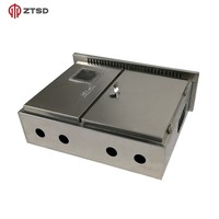 Boîte de distribution basse tension pour usage extérieur, en acier laminé à froid, étanche, à montage en surface, de qualité commerciale