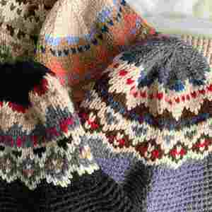 Gorro de Pescador Tejido a Mano con Diseño Retro Coreano Jacquard, Gorro de Ganchillo Grueso con Borde Enrollado - Product Image 4