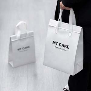 Sac isotherme en aluminium non tissé durable avec logo personnalisé, taille personnalisée, poignée longue pour cadeau - Product Image 6