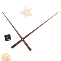 Jam Dinding Kayu Solid Penunjuk Putaran Tinggi Aksesoris Kuarsa Skala Jam Tangan Kayu Hitam Walnut