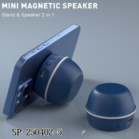 Mini Altavoz Magnético Bluetooth 5.3 TWS Inalámbrico, Altavoz de 5W con Sonido de Bajos, Soporte para Teléfono, para Hogar, Oficina y Exteriores